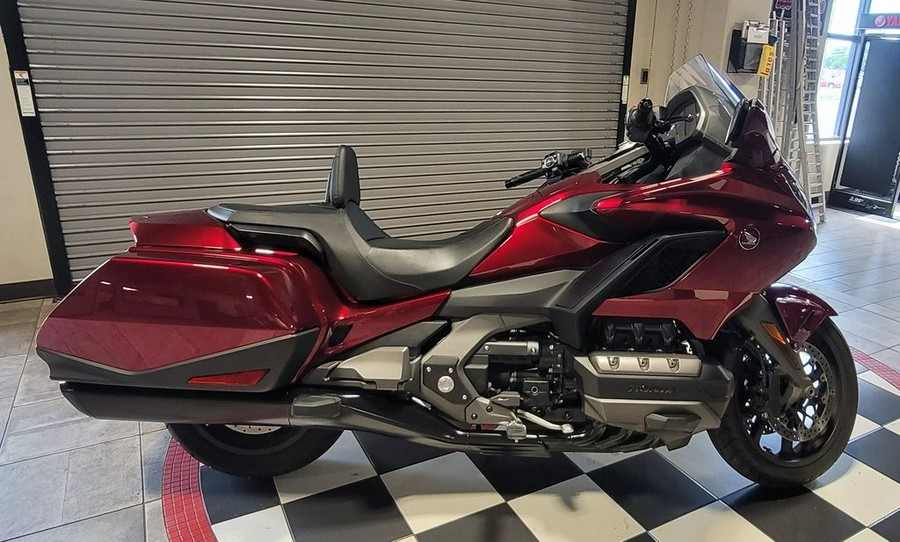 2018 Honda® Gold Wing Candy Ardent Red