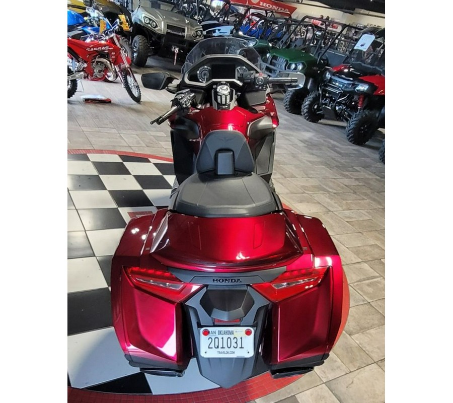 2018 Honda® Gold Wing Candy Ardent Red