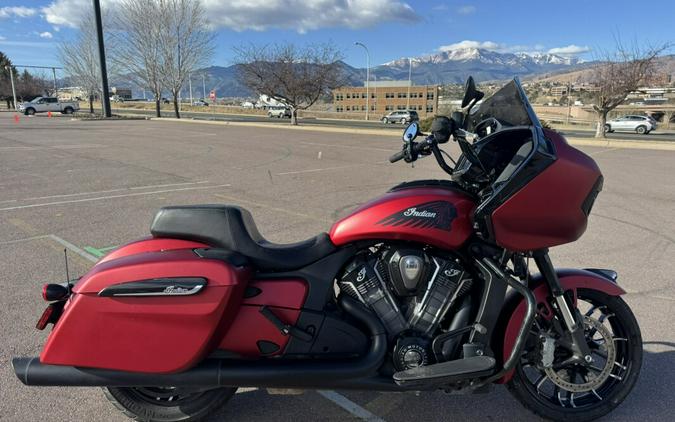 2024 Indian Challenger Dark Horse