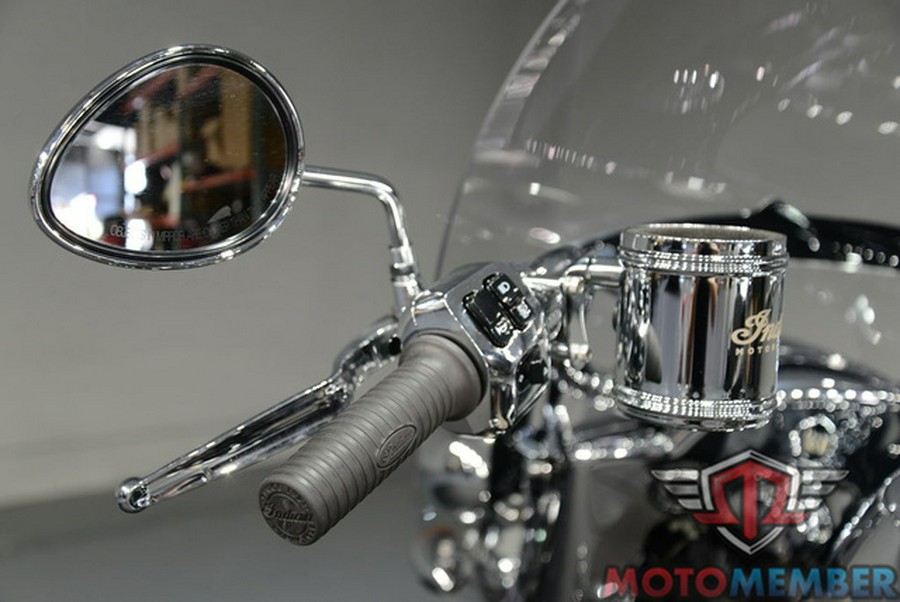 2022 Indian Springfield Black Metallic/Dirt Track Tan