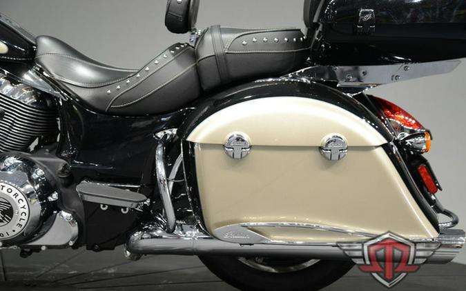 2022 Indian Springfield Black Metallic/Dirt Track Tan