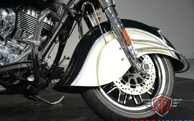 2022 Indian Springfield Black Metallic/Dirt Track Tan