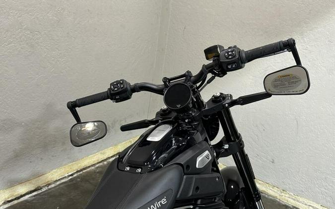 2024 LiveWire™ LiveWire™ S2 Mulholland™ BLACK BLACK