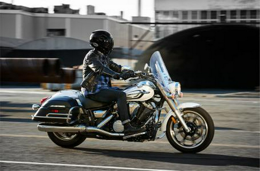 2015 Yamaha V Star 950 Tourer