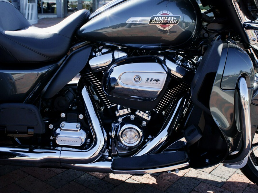 New 2025 Harley-Davidson Tri Glide Ultra FLHTCUTG Trike For Sale In Sunbury, OH
