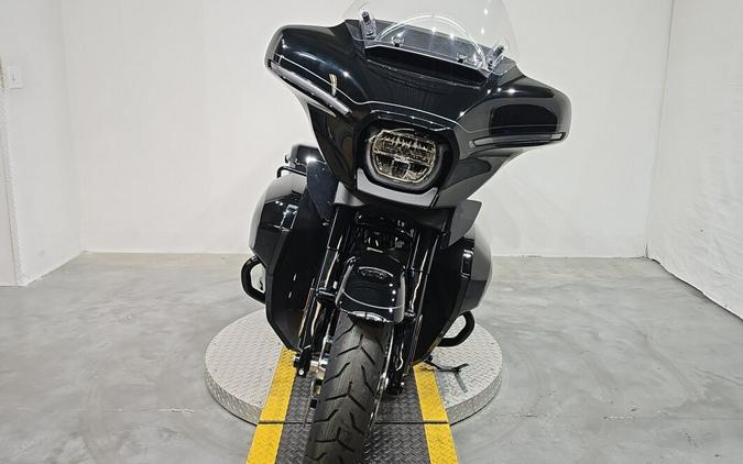 FLHXU 2025 Street Glide™ Ultra