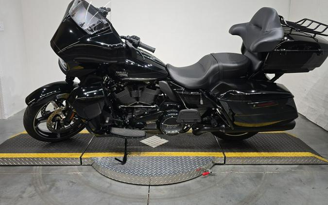 FLHXU 2025 Street Glide™ Ultra