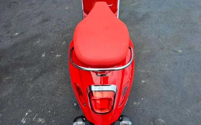 2025 Vespa Elettrica Red 70