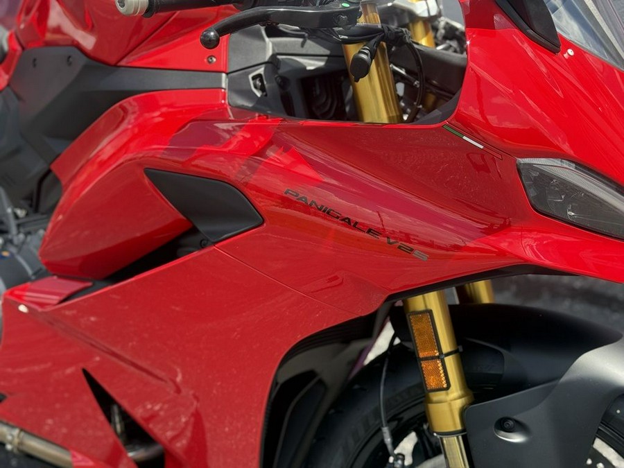 2027 Ducati Panigale V2 S Ducati Red