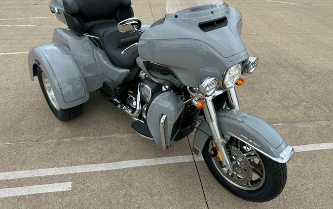 2024 Harley-Davidson Tri Glide Ultra Billiard Gray