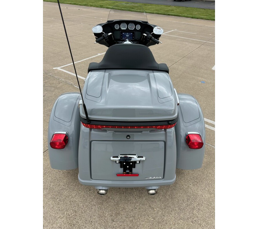 2024 Harley-Davidson Tri Glide Ultra Billiard Gray