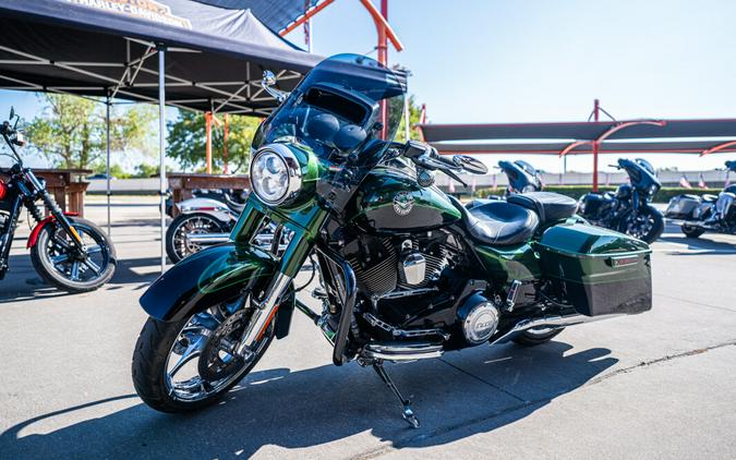 2014 CVO Road King FLHRSE