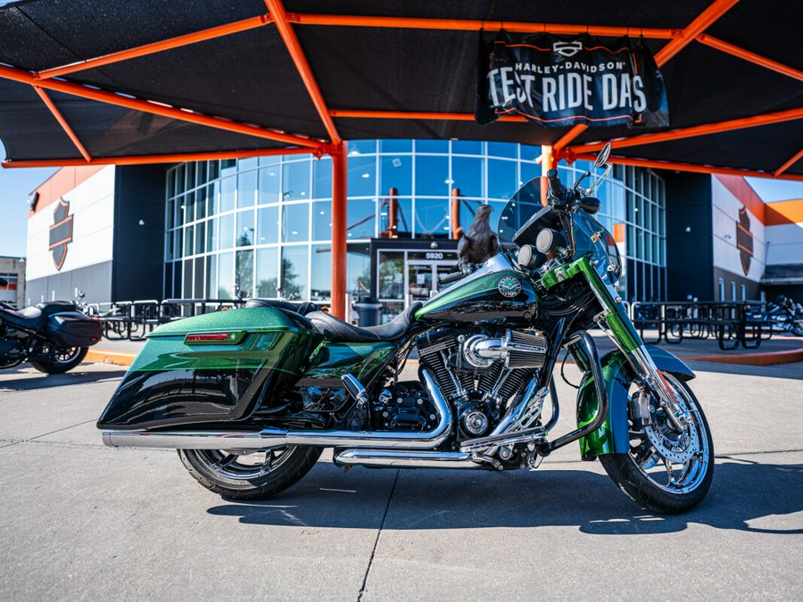 2014 CVO Road King FLHRSE