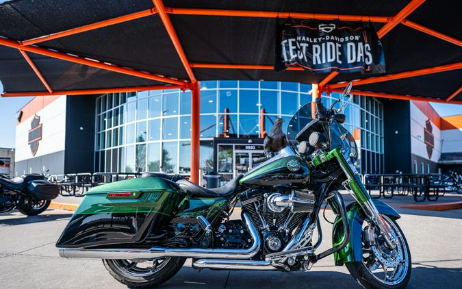 2014 CVO Road King FLHRSE