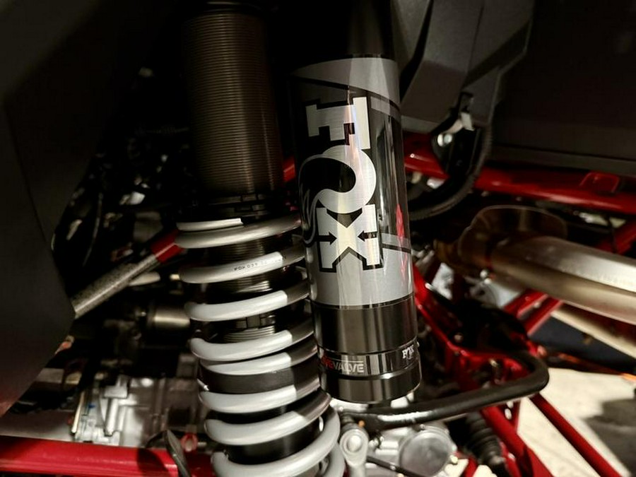 2025 Honda® Talon 1000R FOX Live Valve