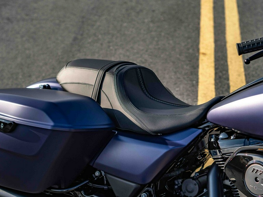 FLHX 2025 Street Glide®