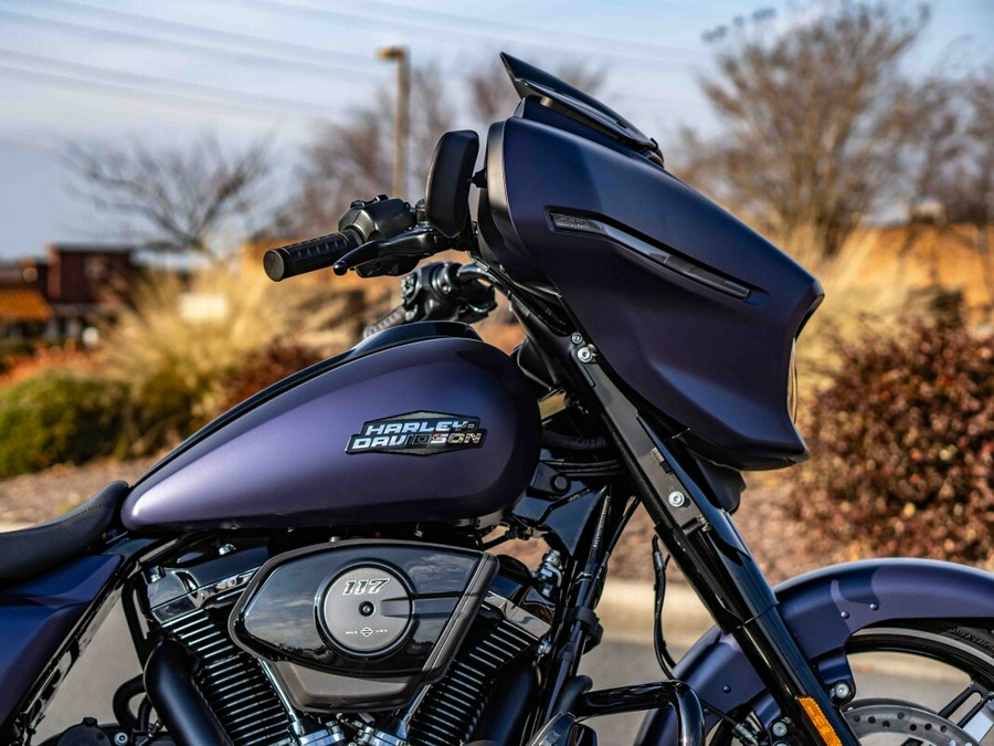 FLHX 2025 Street Glide®