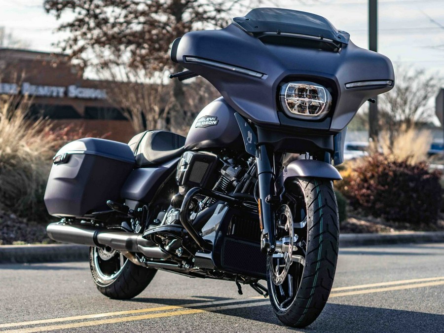 FLHX 2025 Street Glide®
