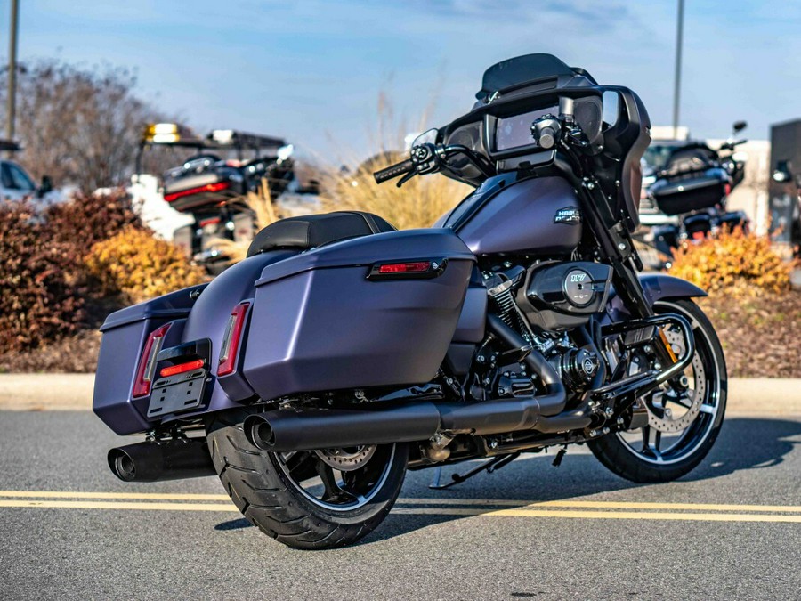 FLHX 2025 Street Glide®