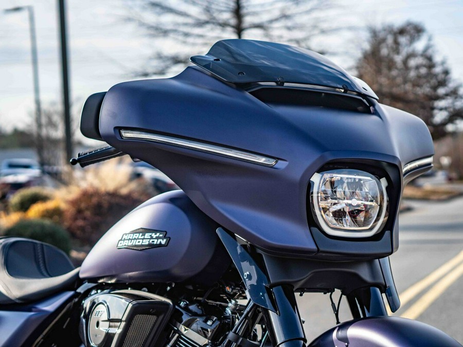 FLHX 2025 Street Glide®