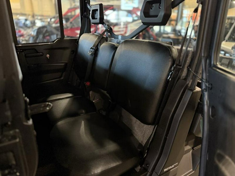 2026 Can-Am® Defender MAX DPS CAB HD10