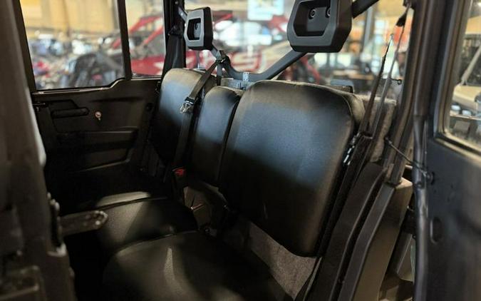 2026 Can-Am® Defender MAX DPS CAB HD10