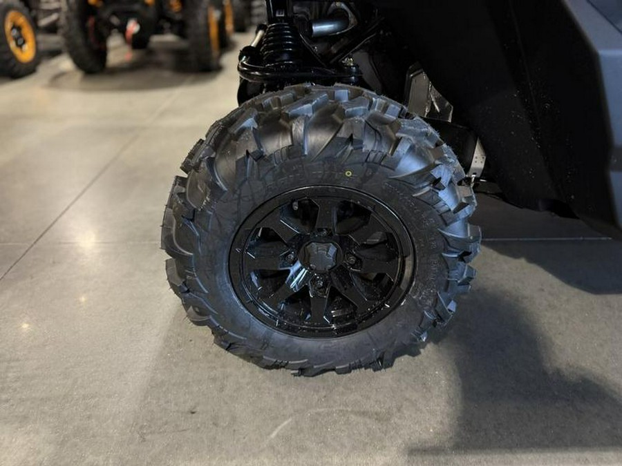 2026 Can-Am® Defender MAX DPS CAB HD10