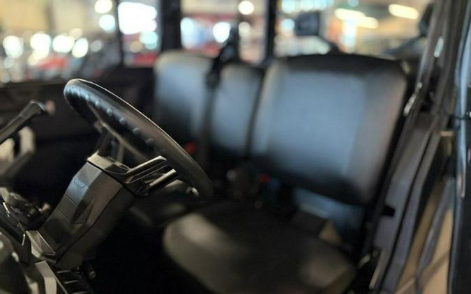 2026 Can-Am® Defender MAX DPS CAB HD10