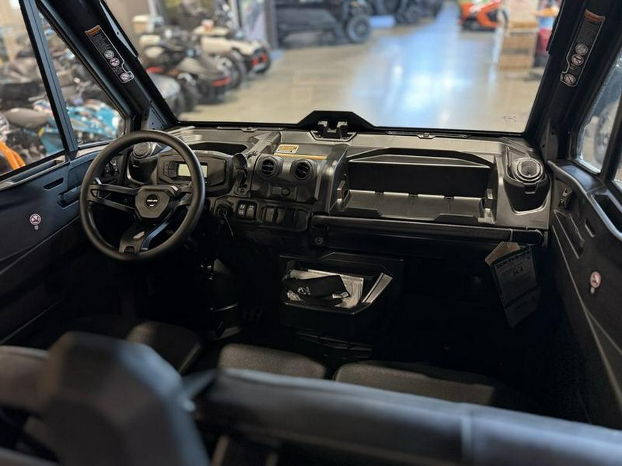 2026 Can-Am® Defender MAX DPS CAB HD10