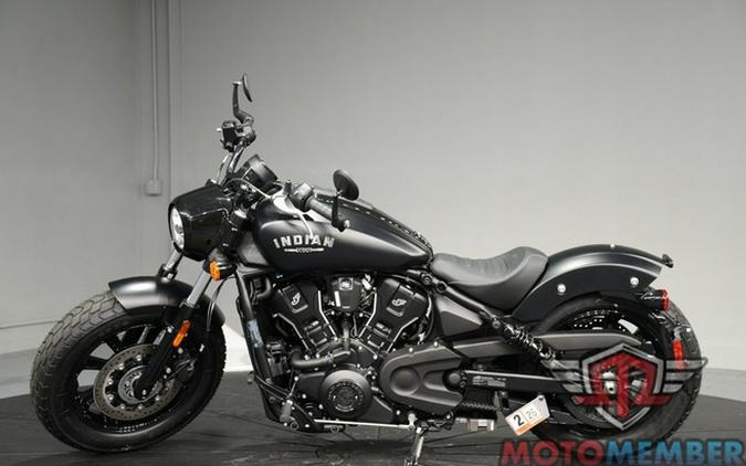 2025 Indian Scout Bobber Limited +Tech Black Smoke