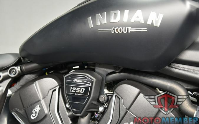 2025 Indian Scout Bobber Limited +Tech Black Smoke