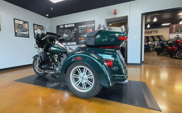 2024 Harley-Davidson® Tri Glide® Ultra Alpine Green / Vivid Black