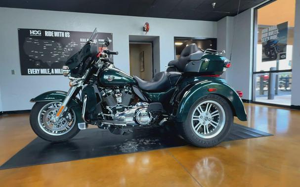 2024 Harley-Davidson® Tri Glide® Ultra Alpine Green / Vivid Black