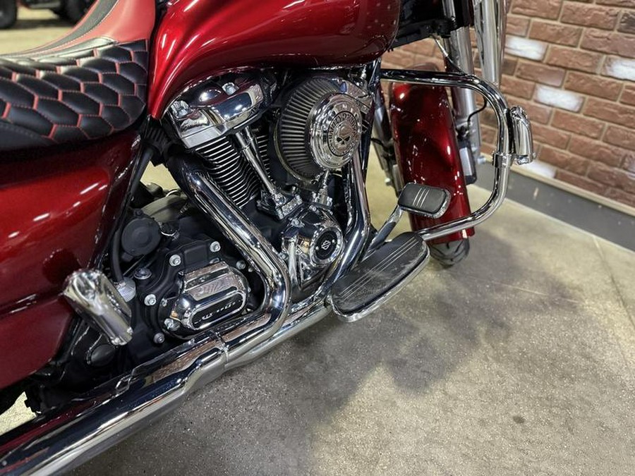 2017 Harley-Davidson® FLHXS - Street Glide® Special