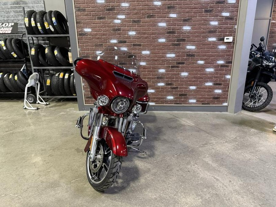 2017 Harley-Davidson® FLHXS - Street Glide® Special