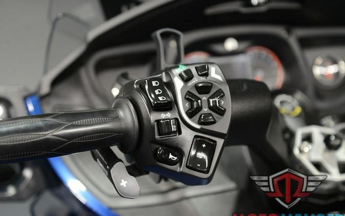2016 Can-Am Spyder RT 6-Speed Semi-Automatic (SE6)