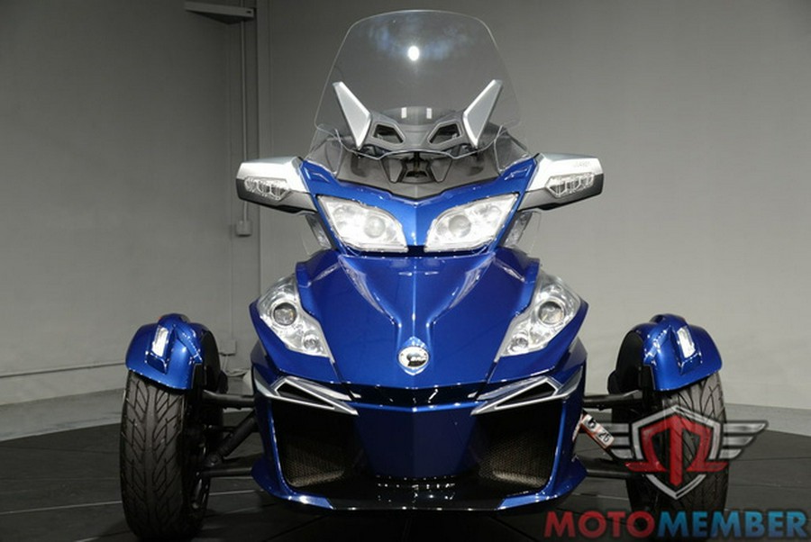 2016 Can-Am Spyder RT 6-Speed Semi-Automatic (SE6)