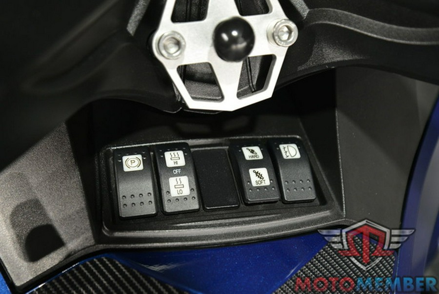 2016 Can-Am Spyder RT 6-Speed Semi-Automatic (SE6)