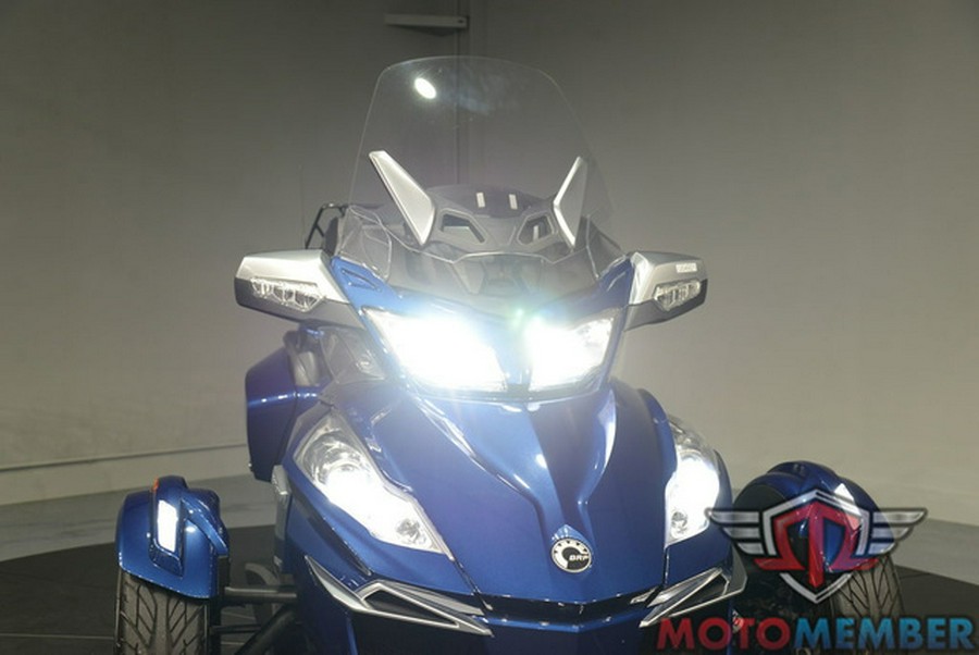 2016 Can-Am Spyder RT 6-Speed Semi-Automatic (SE6)