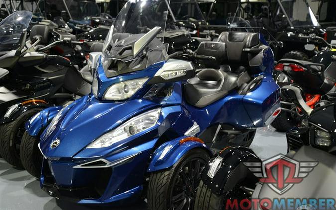 2016 Can-Am Spyder RT 6-Speed Semi-Automatic (SE6)