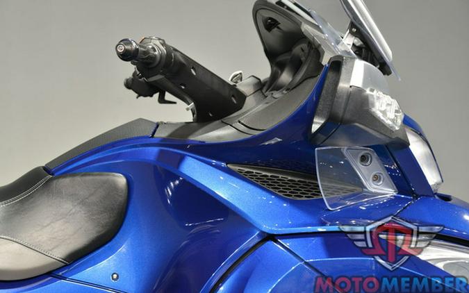 2016 Can-Am Spyder RT 6-Speed Semi-Automatic (SE6)