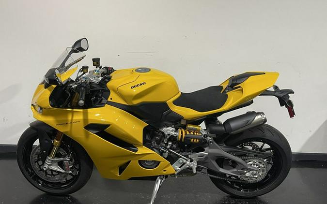 2026 Ducati Panigale V2 S Ducati Yellow V2