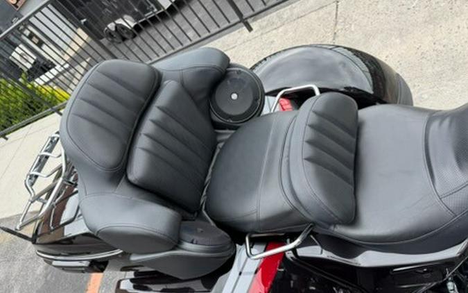 2020 Harley-Davidson® CVO™ Tri Glide® FLHTCUTGSE