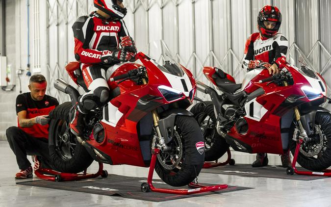 2023 Ducati Panigale V4 R