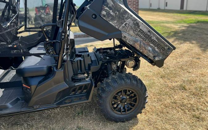 2024 Honda Pioneer 1000-6 Deluxe Crew Camo