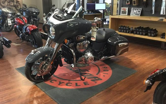 2025 Indian Motorcycle® Chieftain® Limited w/PowerBand Audio Blue Dusk