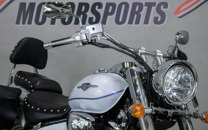 2023 Suzuki Boulevard C50T