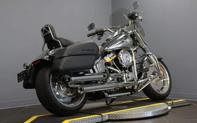 2025 Harley-Davidson® Fat Boy® Gray Ghost Reflection