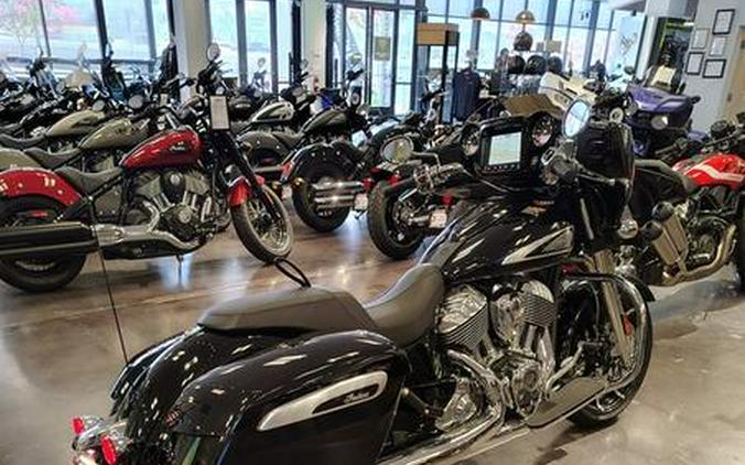 2023 Indian Motorcycle® Chieftain® Limited Black Metallic