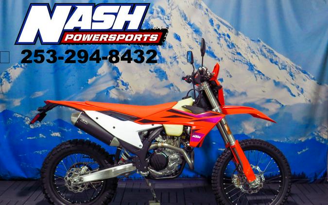 2024 KTM 500 EXC-F Six Days First Look [Fast Facts]